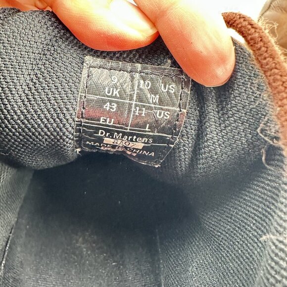 Dr. Martens Men Size 10 8A07 Brown Leather Oiled Resistant Low Ankle Boot - Picture 10 of 11